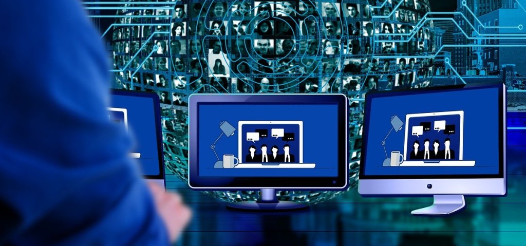 (Extrait) Le Conseil d’Etat valide la surveillance généralisée: souriez, vous êtes&nbsp;fichés