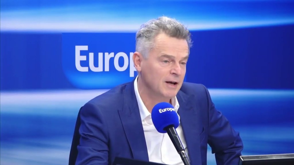 (MàJ) Fabien Roussel visé par une enquête pour emploi&nbsp;fictif