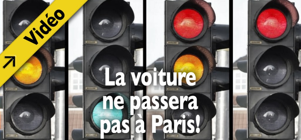 Le carrefour aux 4 sens interdits rue de Rivoli: la voiture ne passe pas à&nbsp;Paris