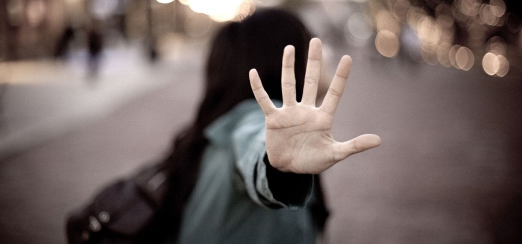 1 clandestin avoue avoir agressé au couteau 3 femmes, il est remis en&nbsp;liberté