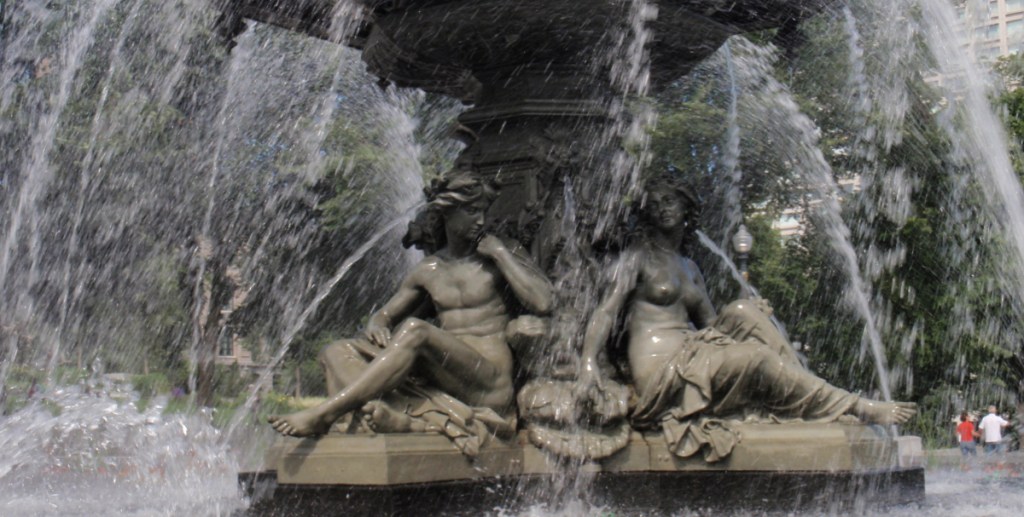 Tenir la porte à une femme ou lui payer le restaurant, sont de puissantes &laquo;&nbsp;violences sexistes&nbsp;&raquo; pour cette professeur de psychologie&nbsp;belge