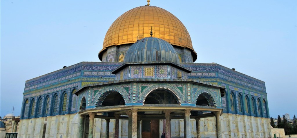 Selon les renseignements, en France, il y a des &laquo;&nbsp;masses&nbsp;&raquo; d&rsquo;individus musulmans qui veulent nous&nbsp;détruire