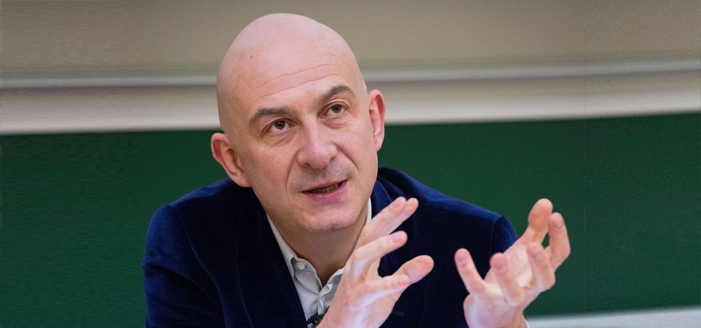 François Lenglet étrille Macron qui, dès qu&rsquo;il parle, dépense un&nbsp;milliard